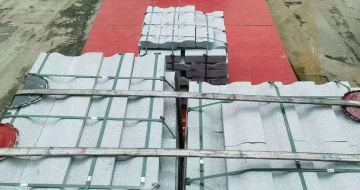 韶关 芝麻白仿形加直形路沿石出货日常