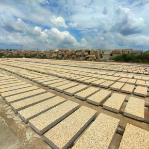 韶关 黄金麻荔枝面花岗岩石材地铺石防护中