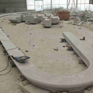 韶关 芝麻白花岗岩弧形花坛石，坐凳石