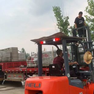 韶关 黄金麻冰裂纹，地铺石装车