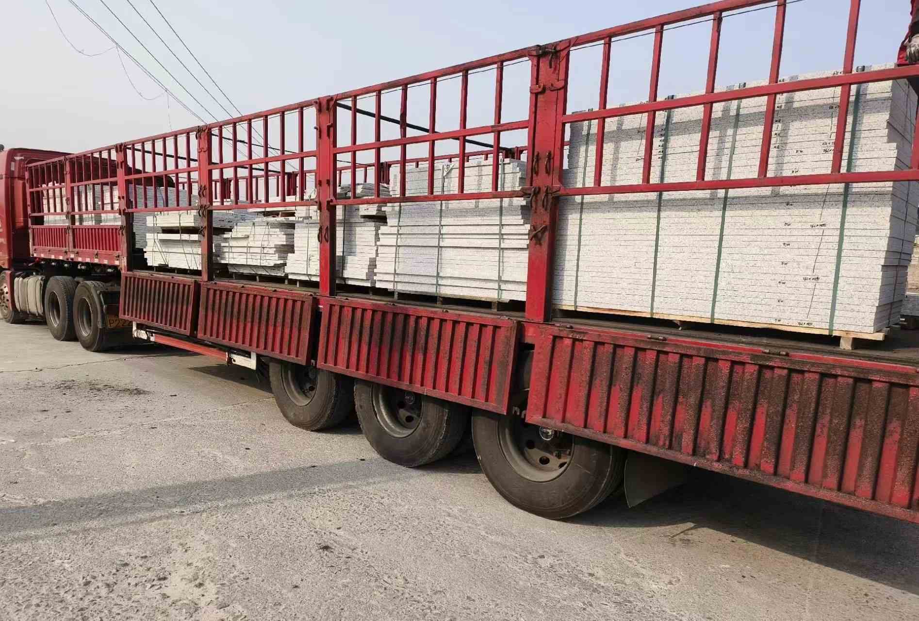 韶关 白麻荔枝面外墙干挂，工厂装车日常