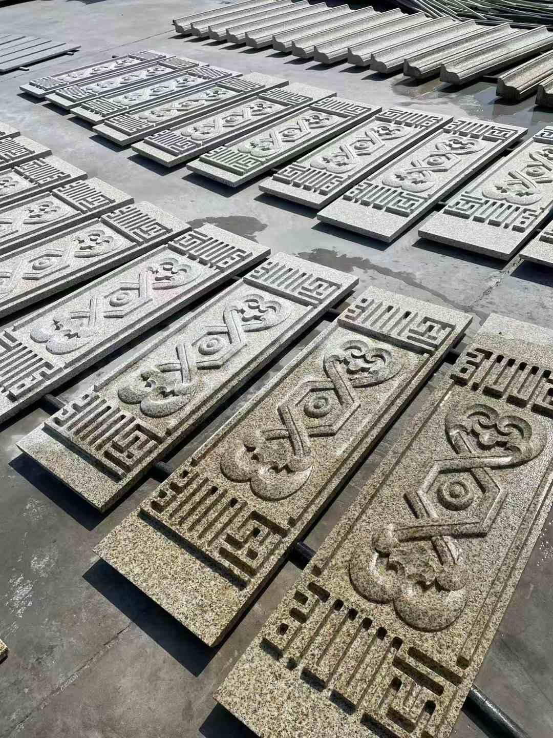 韶关 黄金麻花岗岩外墙雕刻板