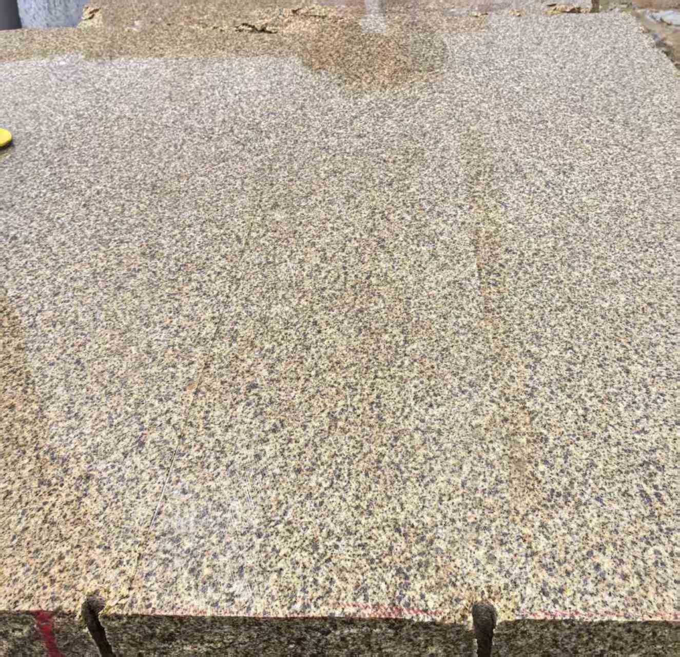 韶关 黄金麻花岗岩石材方料