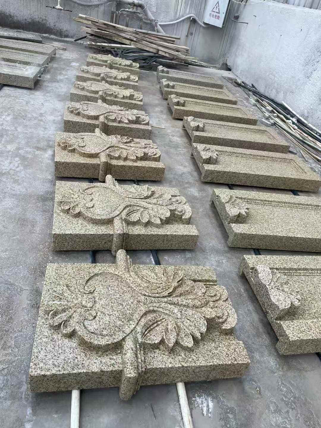 韶关 黄金麻花岗岩别墅外墙雕刻板